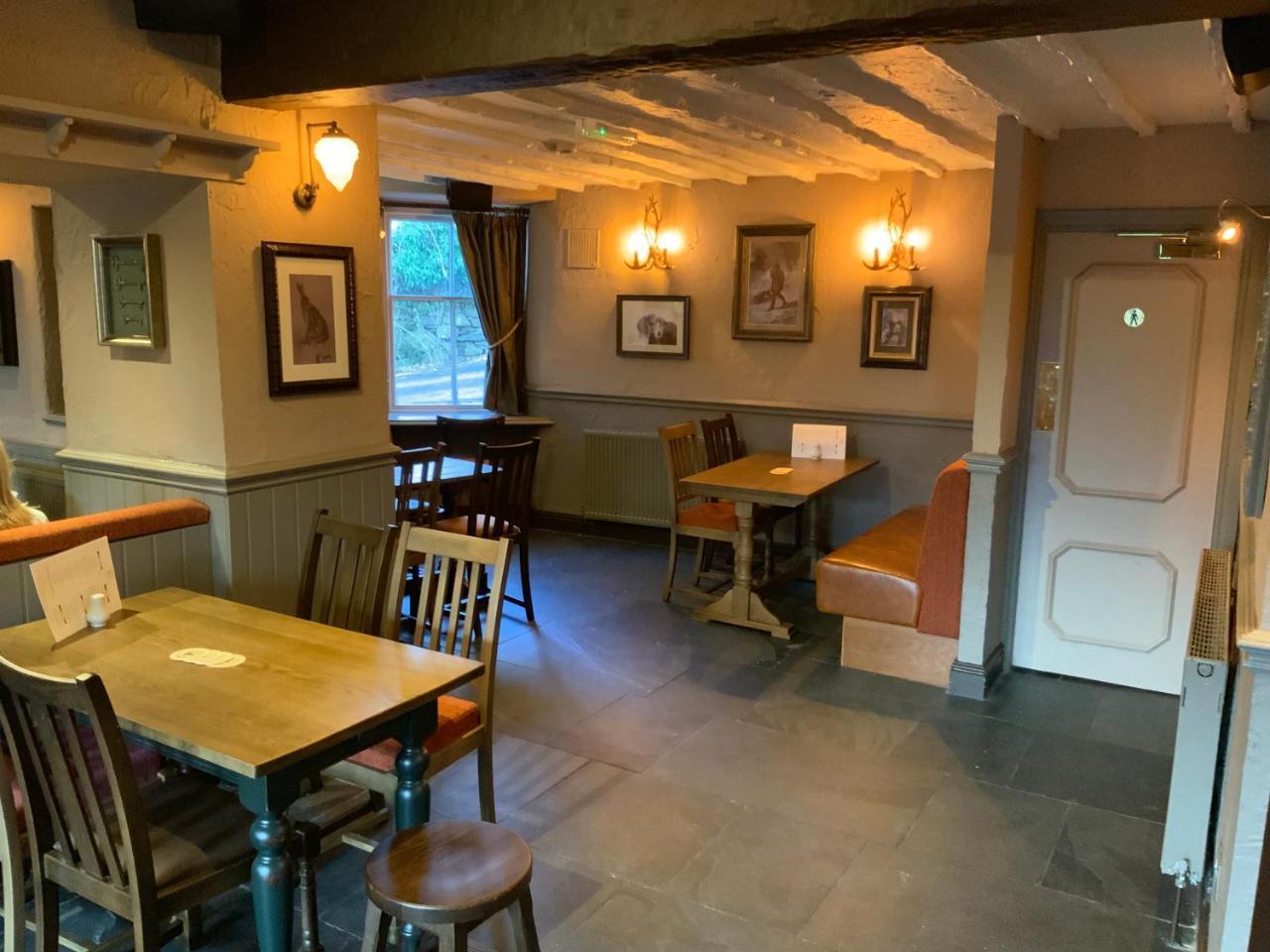 The Sun Inn Troutbeck Bridge Eksteriør billede